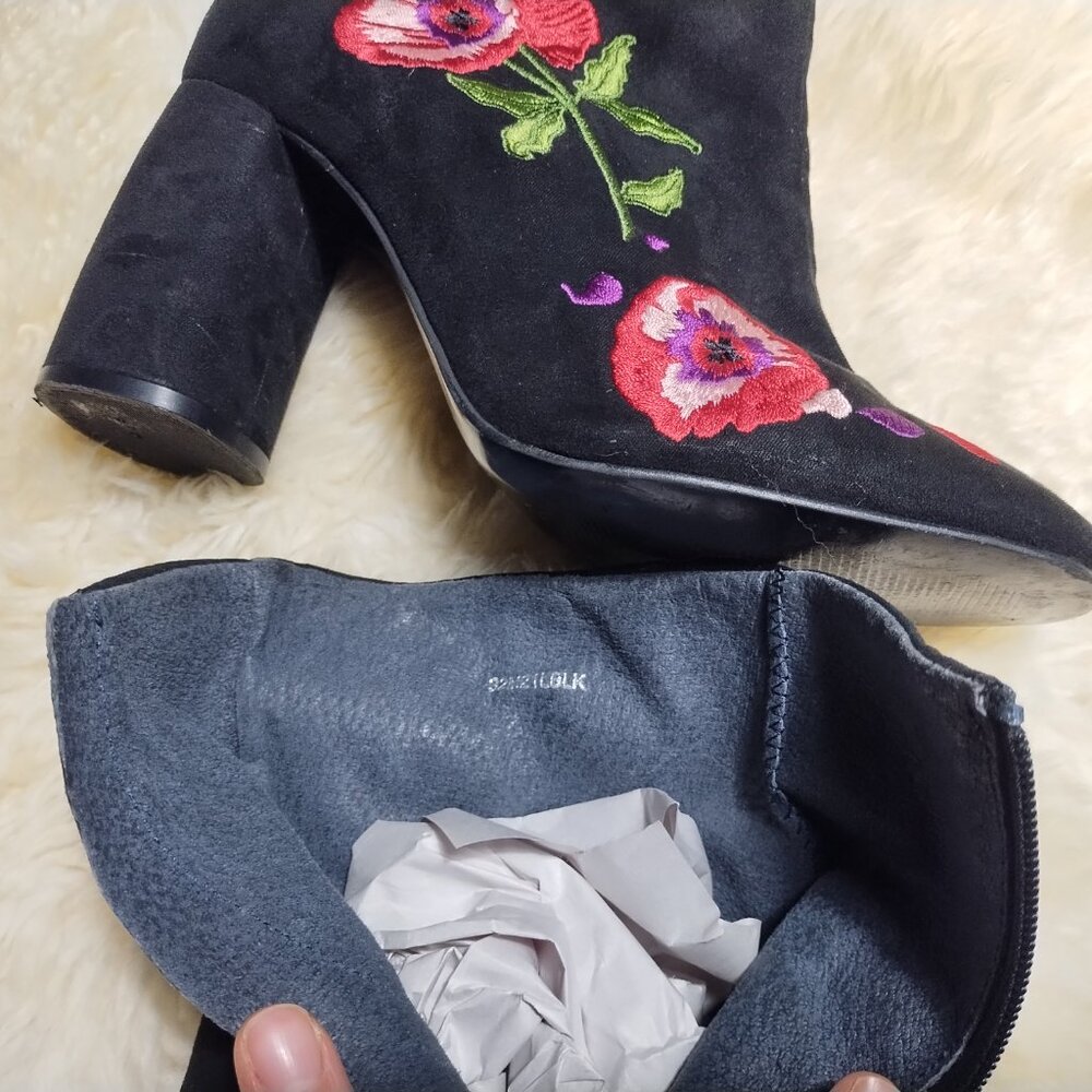 Topshop Faux Suede Black Madame Floral Embroidery Boots-Sz 9.5 - Picture 10 of 11